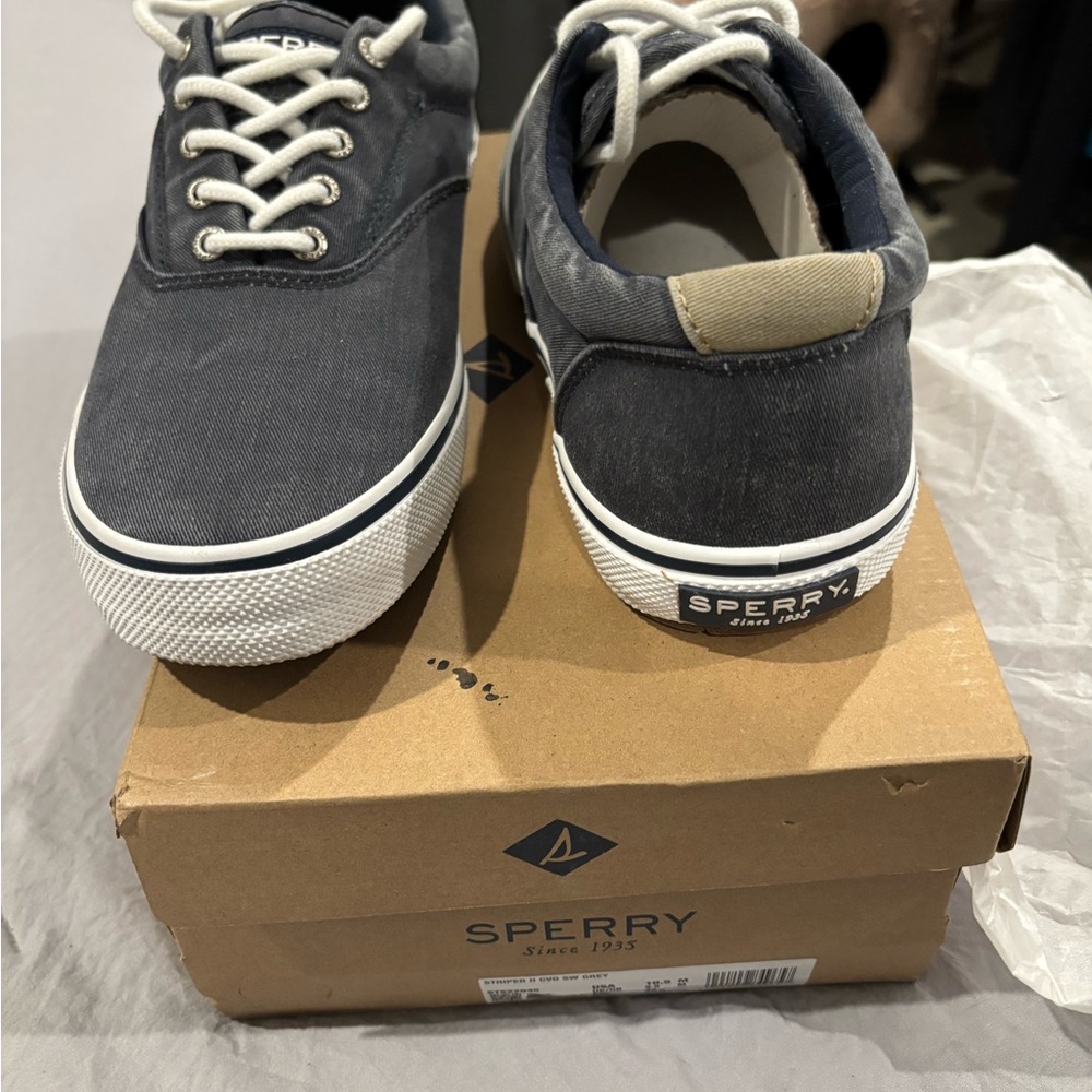 Sperry Men's Gray Canvas Shoes NWT